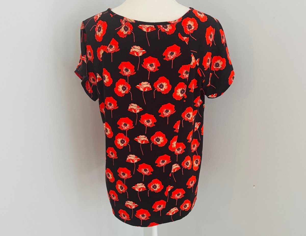 Redeux: Black Top with RosesRedeuxblouse