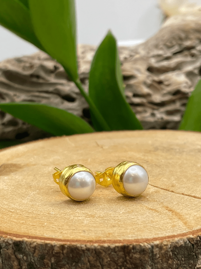 Round Stone Stud Earrings: Four Stone OptionsKipepeoEARRINGS