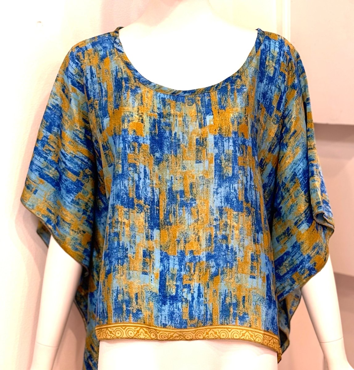 Sari Crop TopBaizaarTOPS