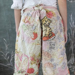 Shorts 027 - Be a Poem Miner ShortsMagnolia Pearlshorts