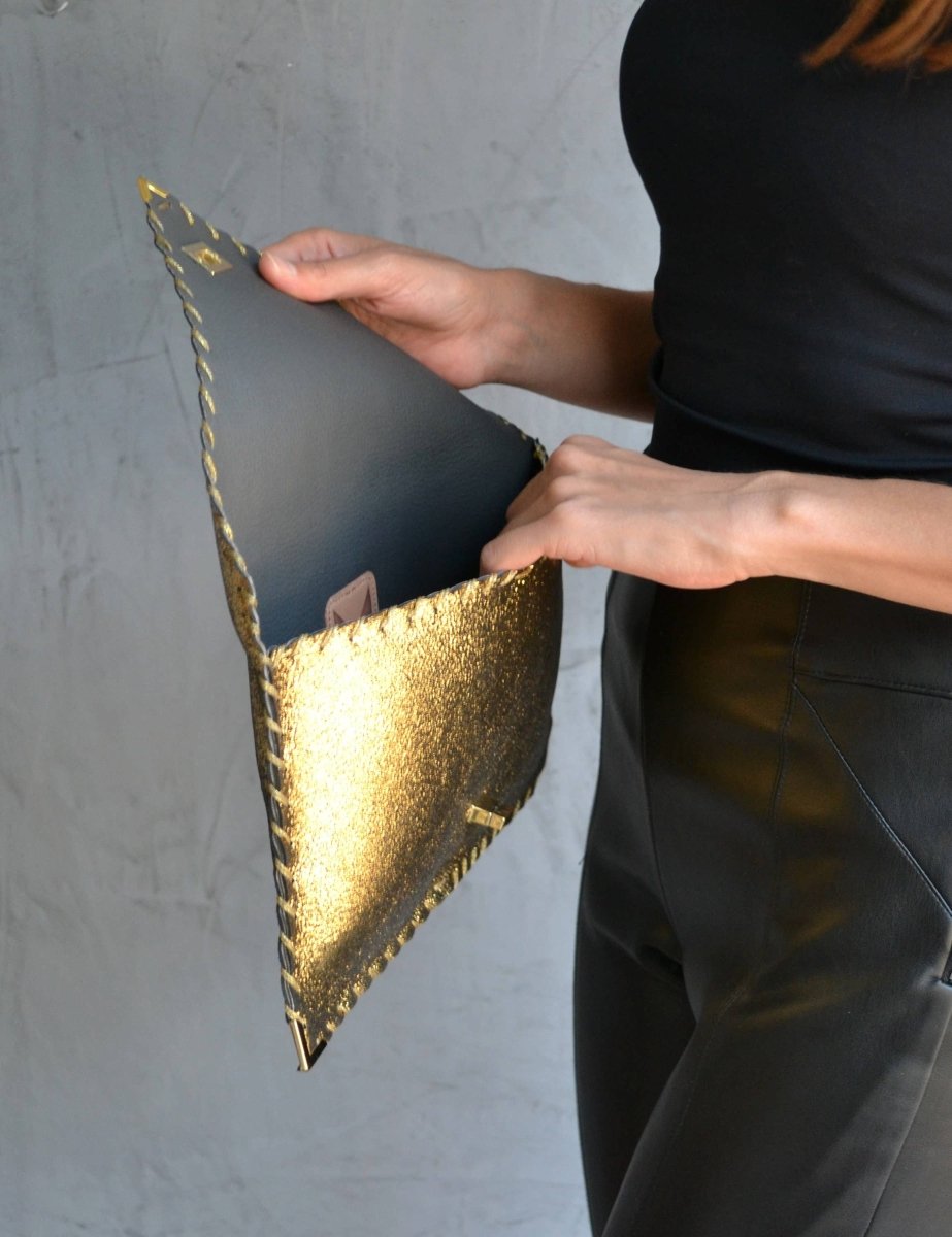Sparkling clutch in goldANA KOUTSIBAGS