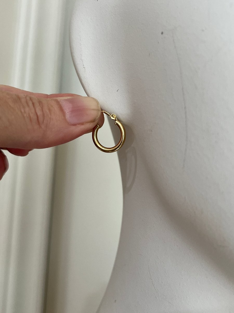 Tiny 10k Gold HoopsZPL - Fine LineEARRINGS