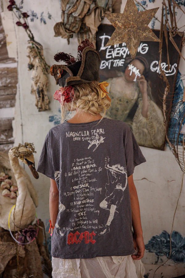 Top 2684 - ACDC Live At Donington Tee - OzzyMagnolia PearlTOPS