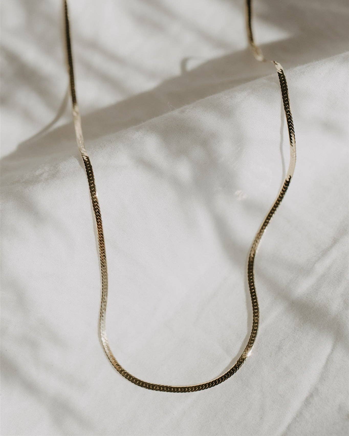 Herringbone pattern hotsell gold necklace
