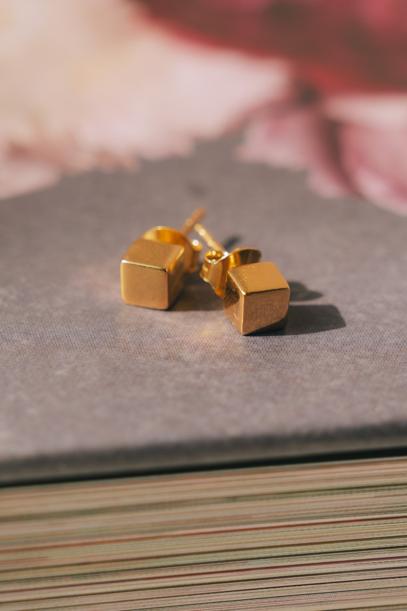 Cube Stud Earrings (2 Colors)TreisiEarrings