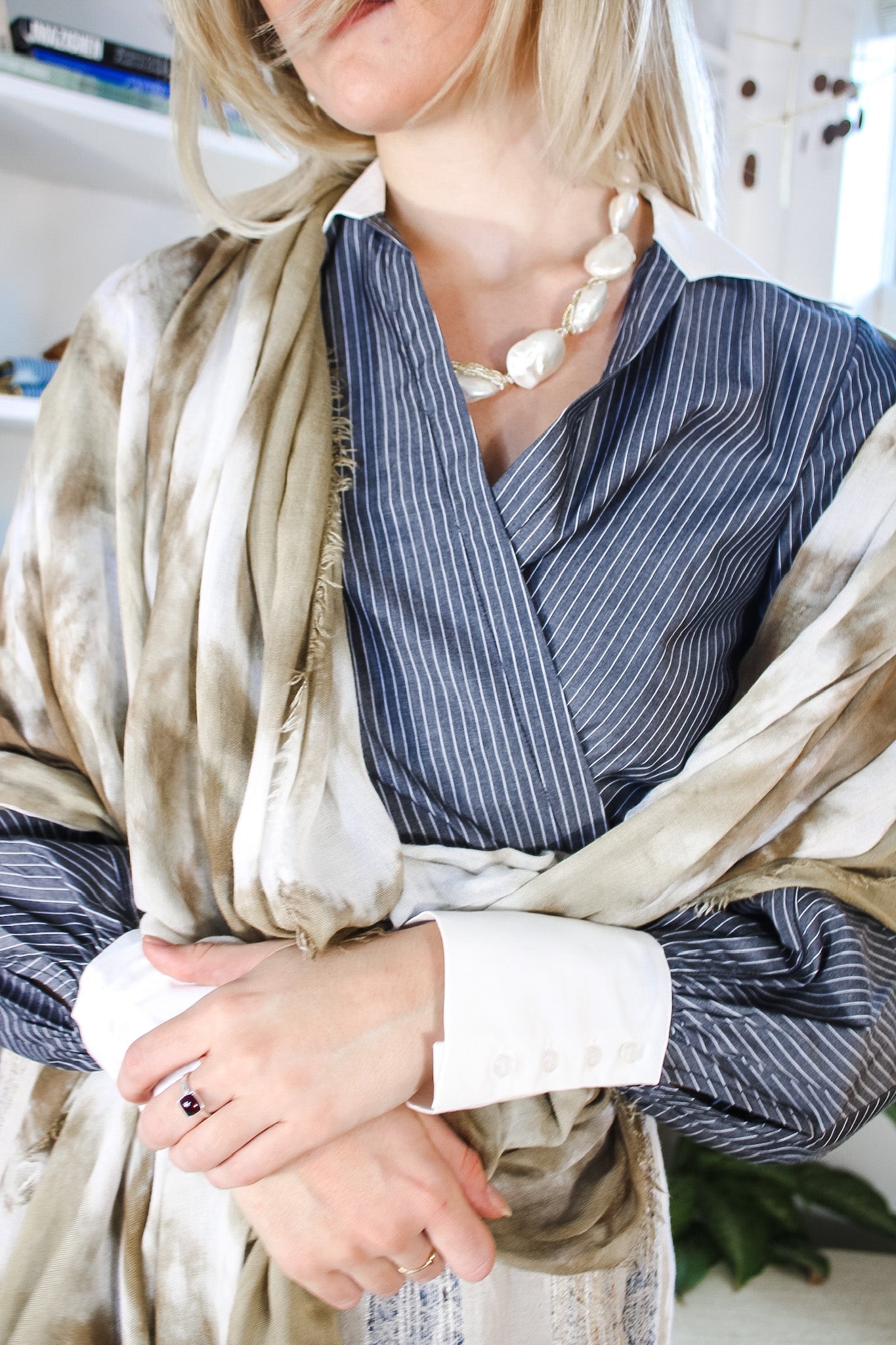Double Knot Scarf - Ecru/Bronzefig & bellaScarf