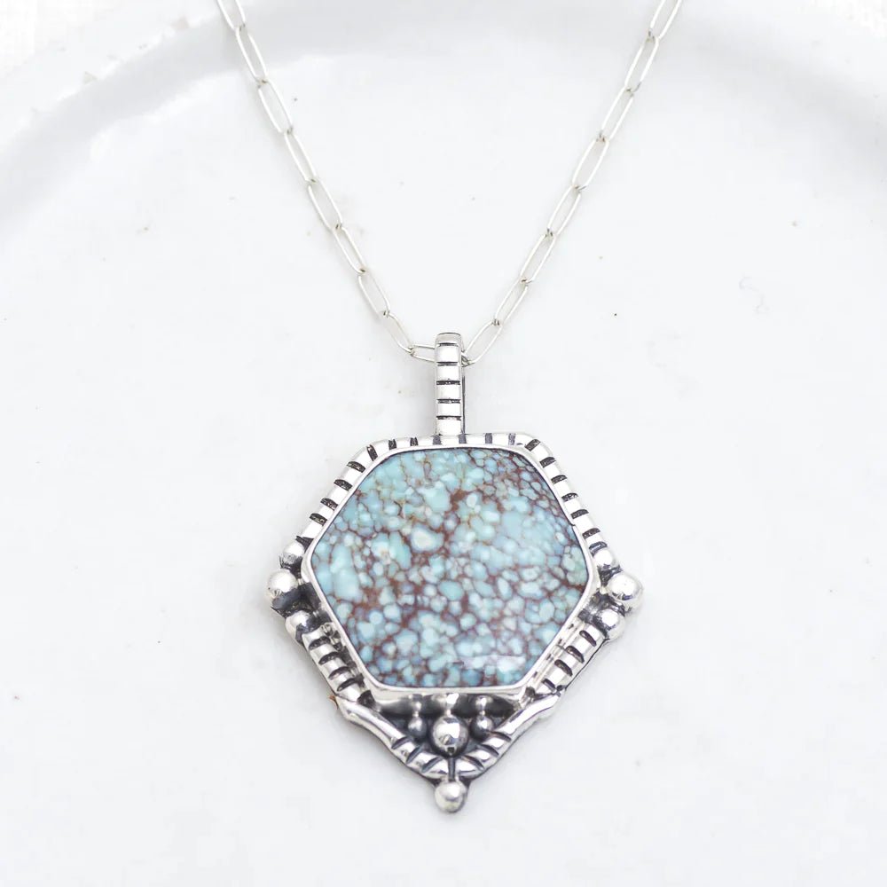 Hexagonal Dunes Necklace ◇ Hubei TurquoiseMAHKANecklace