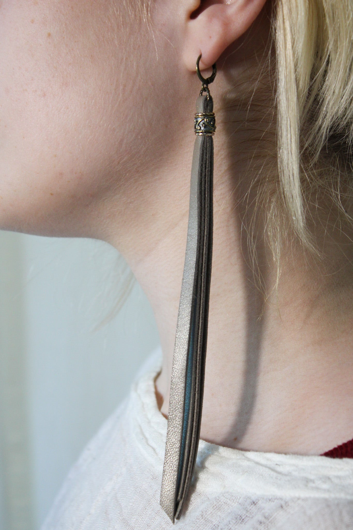 Long leather earrings discount