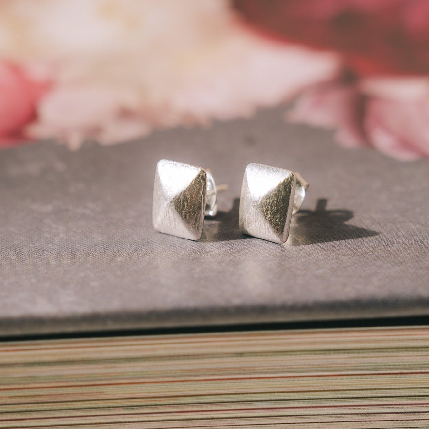 Pyramid Stud Earrings (2 Colors)TreisiEarrings